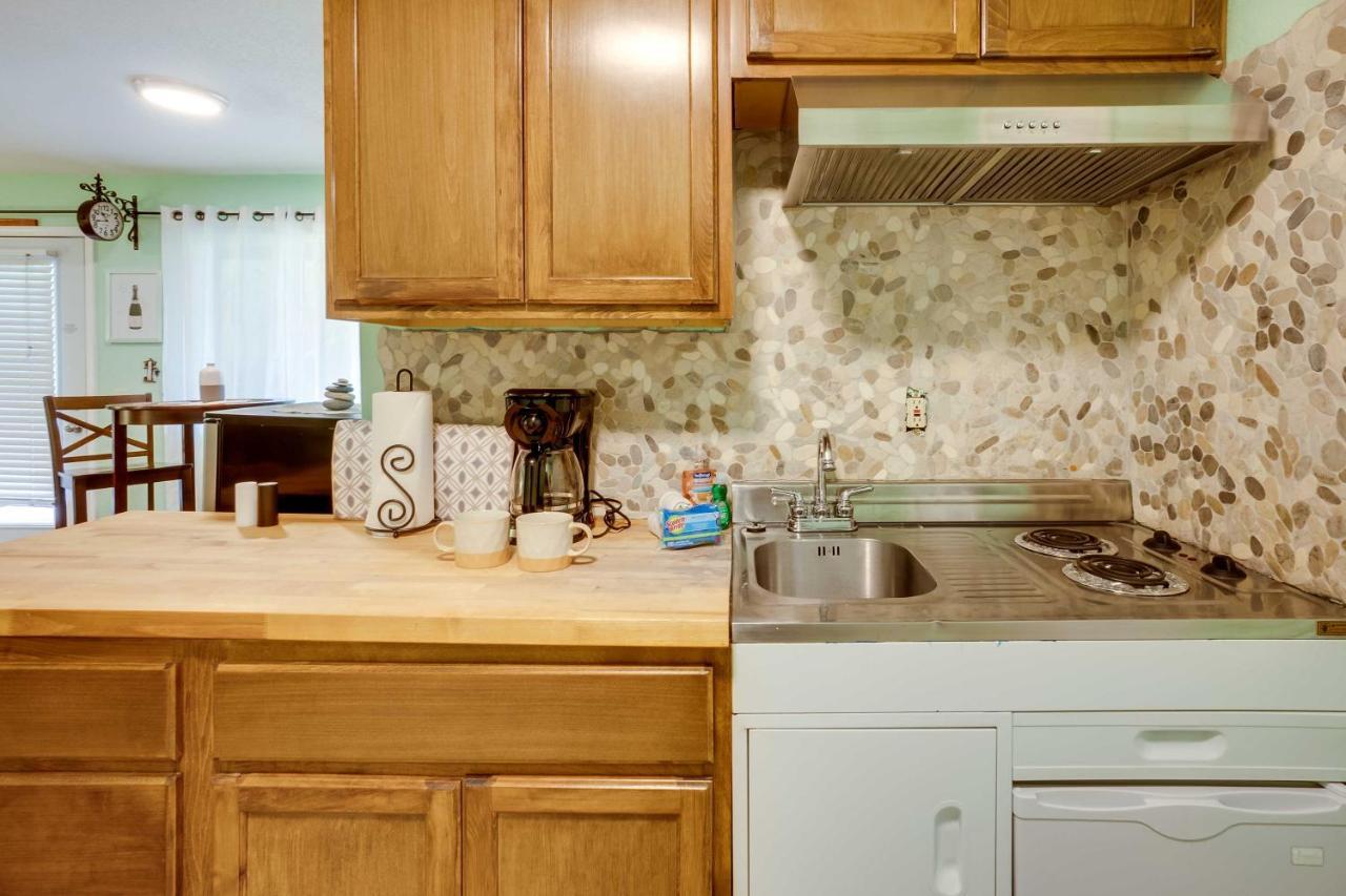 Soothing Studio With Lush Views 2 Mi To Beach! Smith River Exterior photo