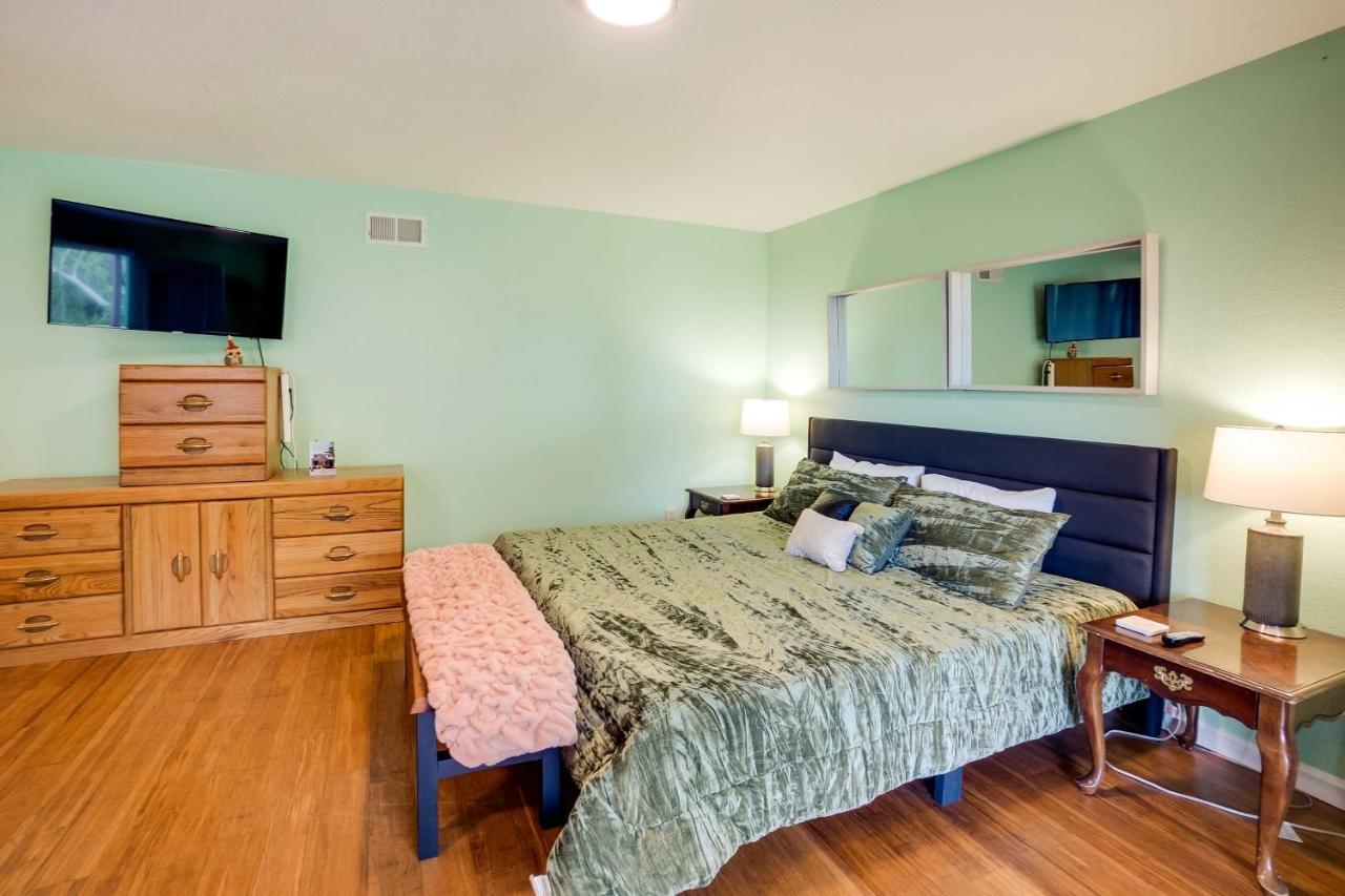 Soothing Studio With Lush Views 2 Mi To Beach! Smith River Exterior photo